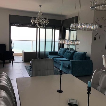 Panorama Apartment " City Garden " Bat Yam Esterno foto