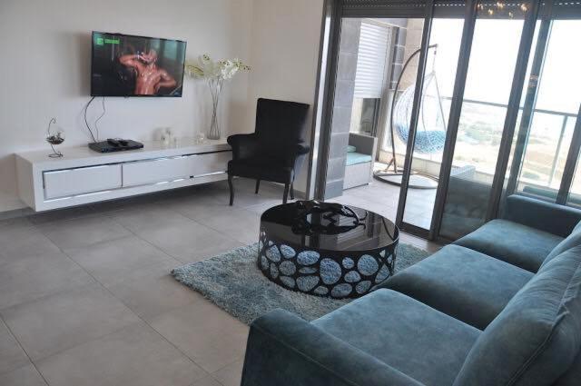 Panorama Apartment " City Garden " Bat Yam Esterno foto