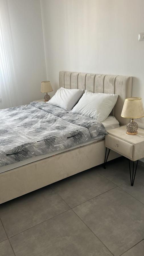 Panorama Apartment " City Garden " Bat Yam Esterno foto