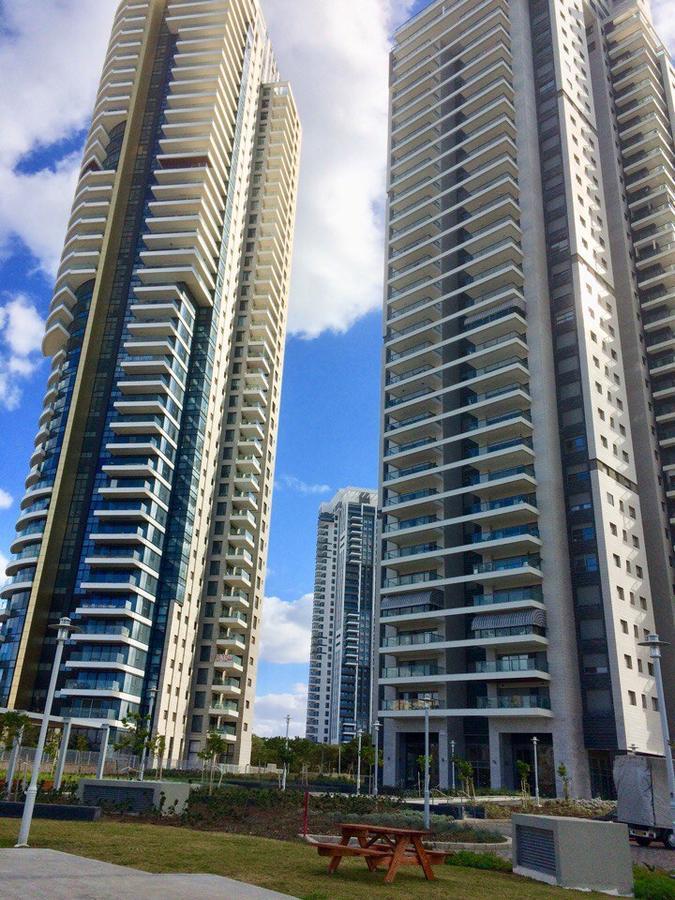 Panorama Apartment " City Garden " Bat Yam Esterno foto