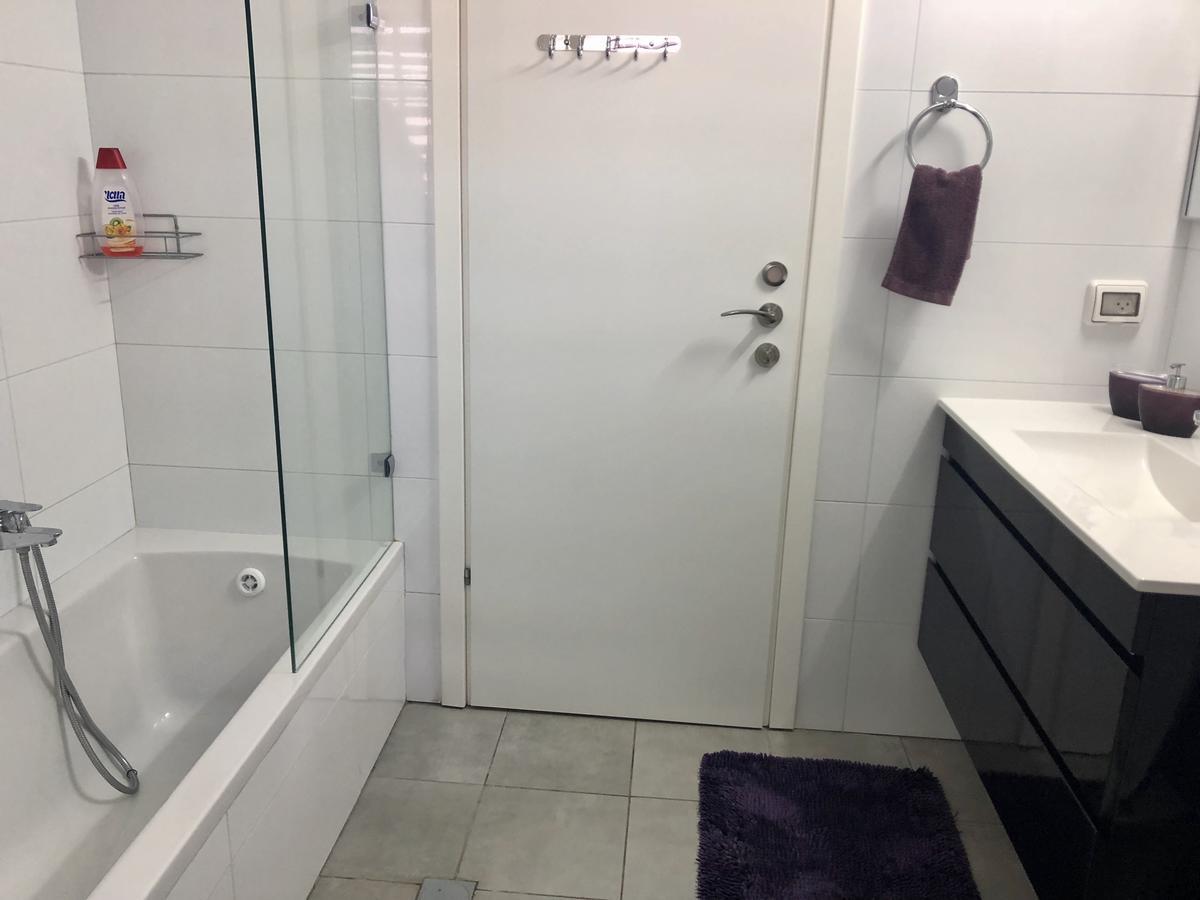 Panorama Apartment " City Garden " Bat Yam Esterno foto